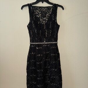 Black Lace Dress-Midi tight fitted
